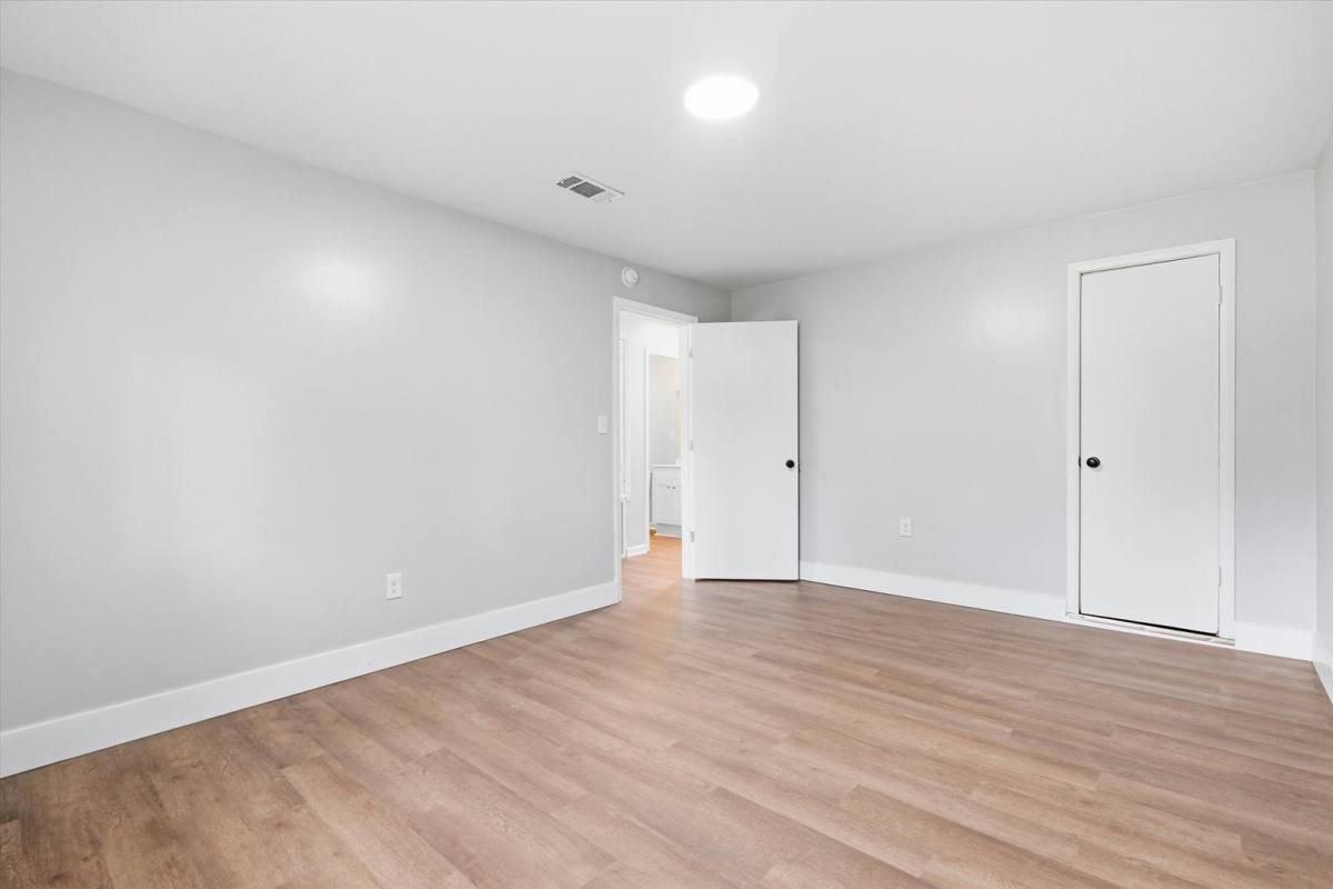 Apartment for rent at 924 W Huntington, Jonesboro, AR 72401