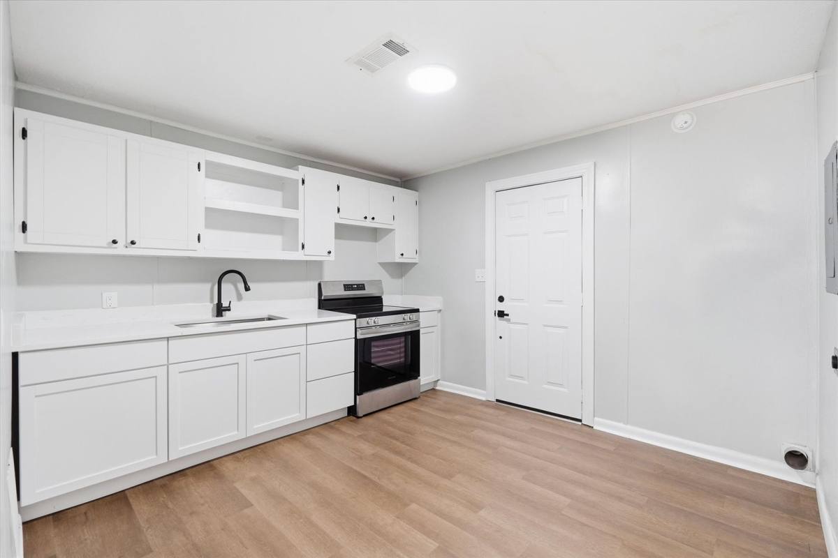 Apartment for rent at 924 W Huntington, Jonesboro, AR 72401