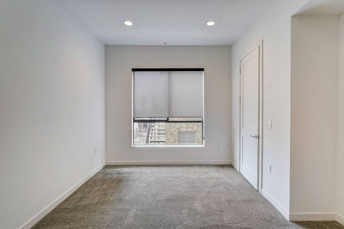 Townhouse for rent at 519 N Normandie, Los Angeles, CA 90004