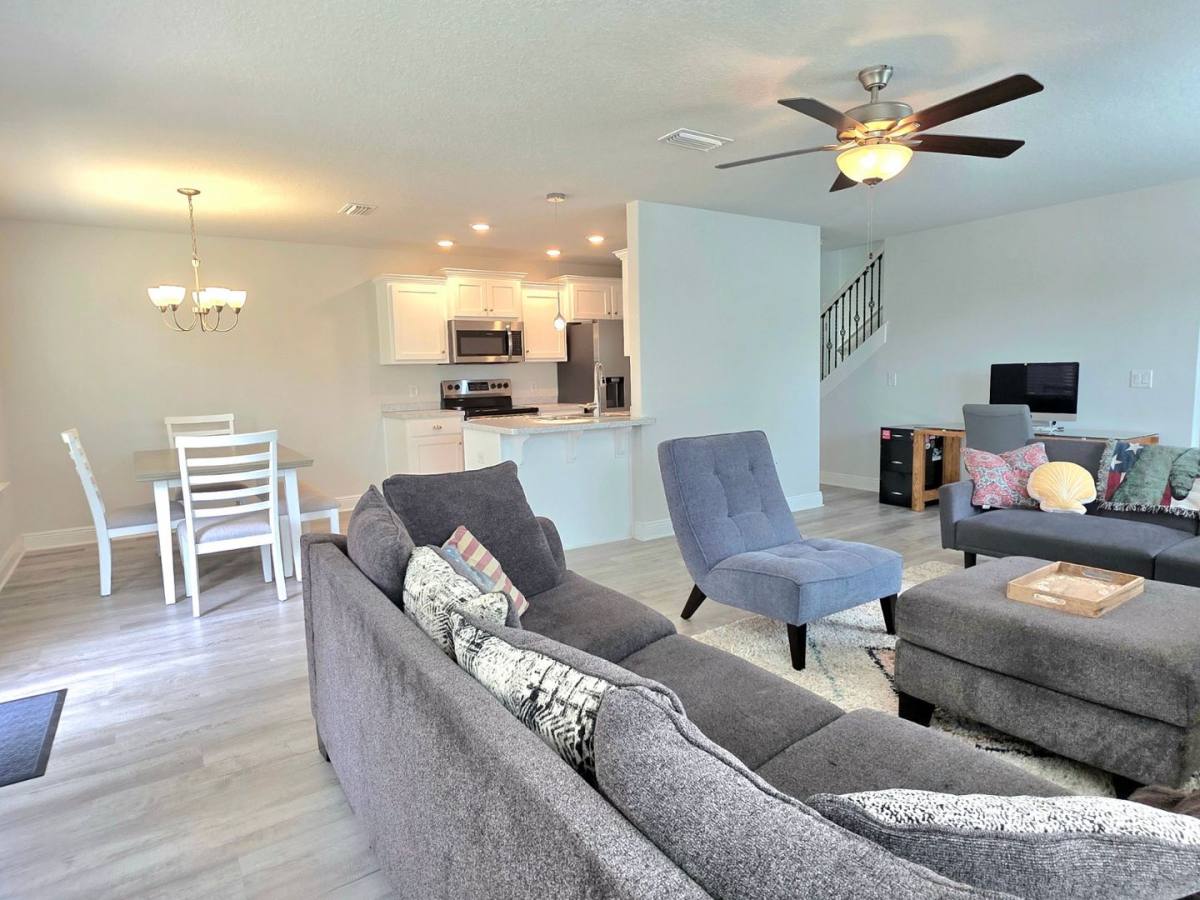 House for rent at 380 Hilburn Lane, Pensacola, FL 32504