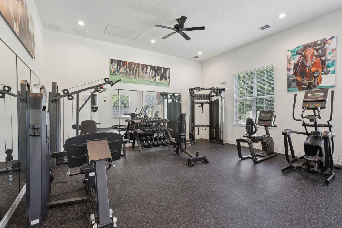 Apartment for rent at 900 SE 3rd Ave, Ocala, FL 34471