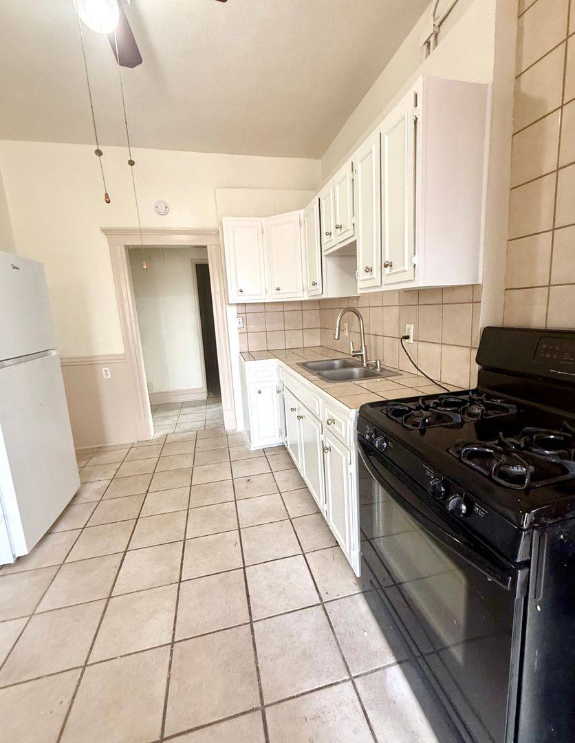 Apartment for rent at 207 Midway Ave, Pueblo, CO 81004