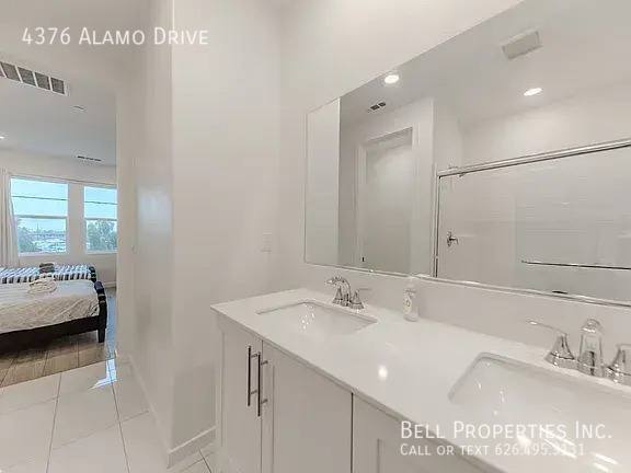 Townhouse for rent at 4376 Alamo Dr, Arcadia, CA 91006