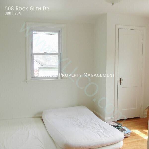 House for rent at 508 Rock Glen Dr, Wynnewood, PA 19096