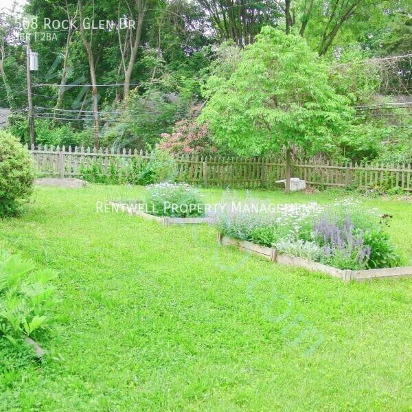 House for rent at 508 Rock Glen Dr, Wynnewood, PA 19096