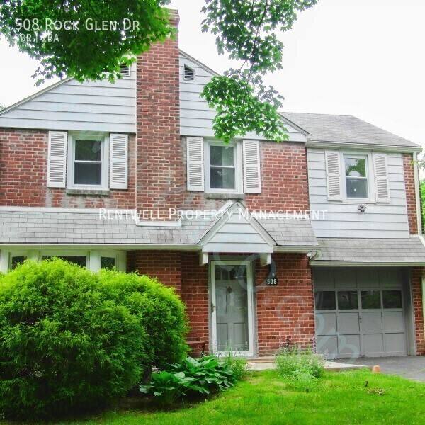 House for rent at 508 Rock Glen Dr, Wynnewood, PA 19096