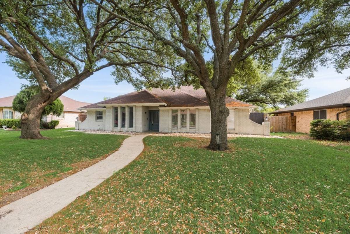 House for rent at 7124 Teresita Trail, Dallas, TX 75227