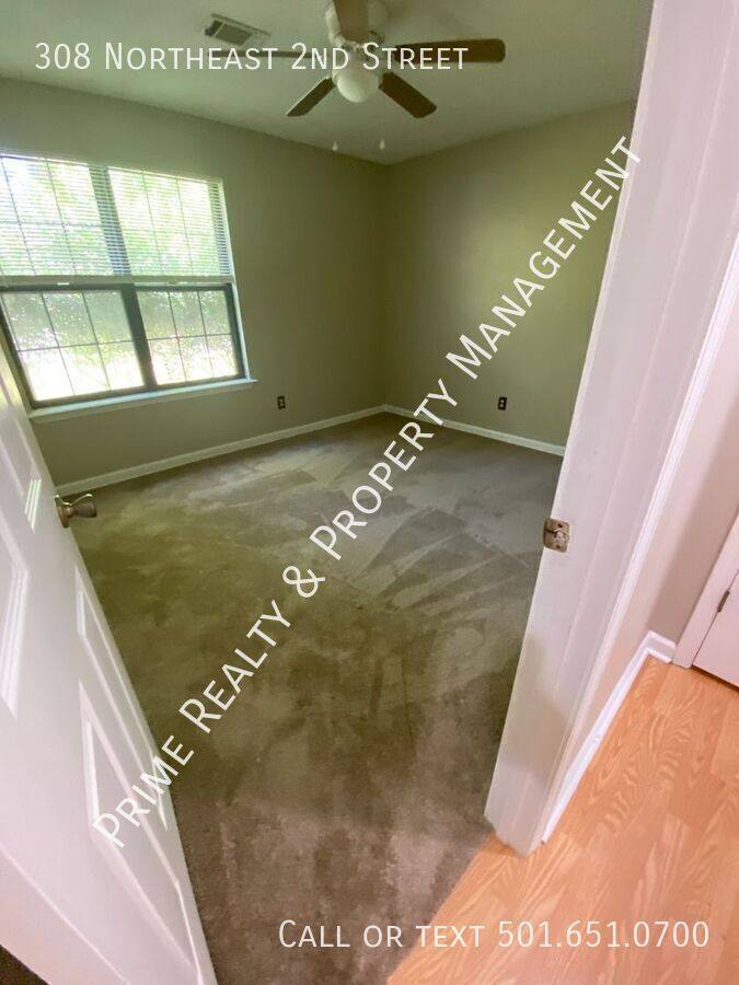 House for rent at 308 NE 2nd St, Bryant, AR 72022