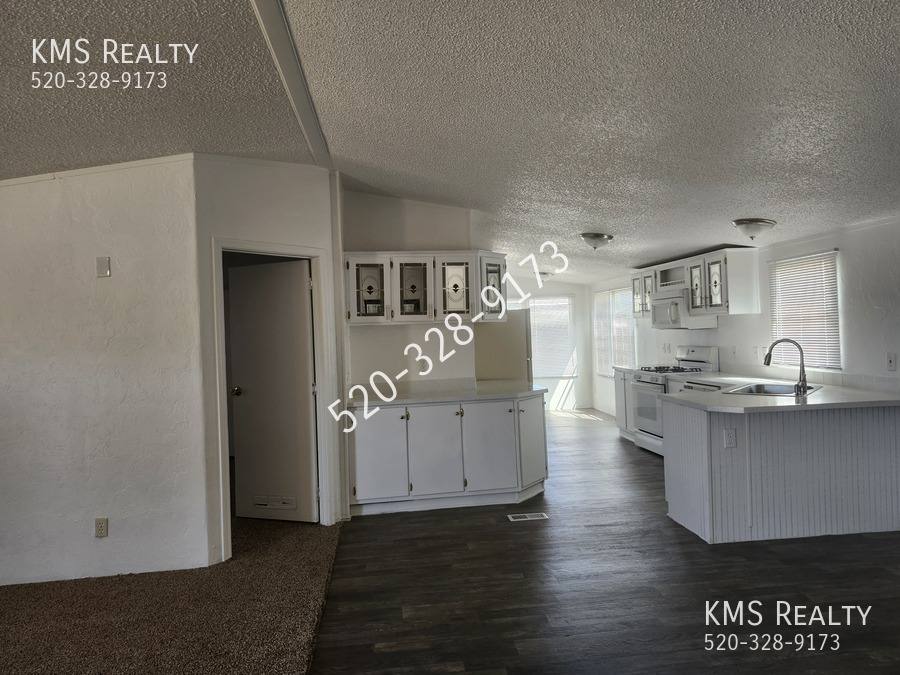 House for rent at 13310 N Flintlock Rd #1, Marana, AZ 85653