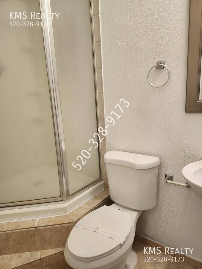House for rent at 13310 N Flintlock Rd #1, Marana, AZ 85653