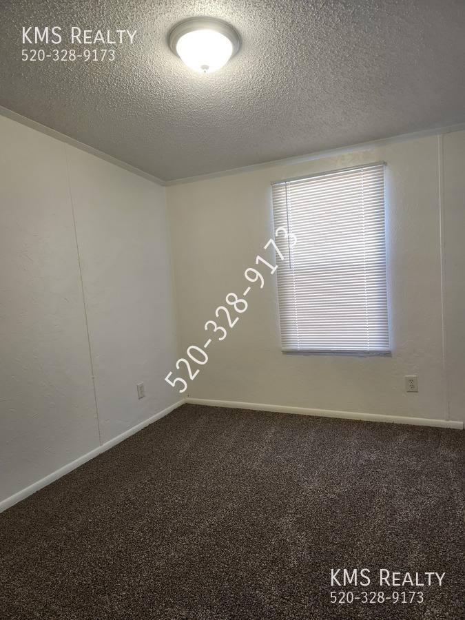 House for rent at 13310 N Flintlock Rd #1, Marana, AZ 85653