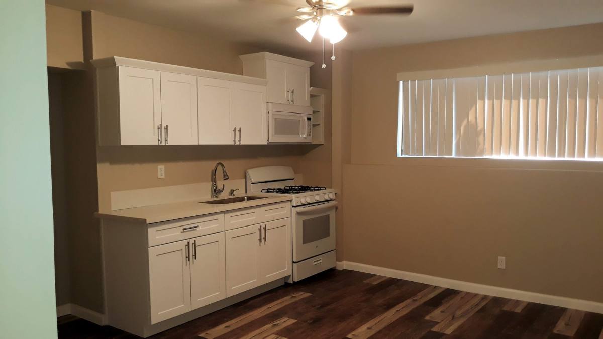 Apartment for rent at 322-330 9th St, San Pedro, CA 90731