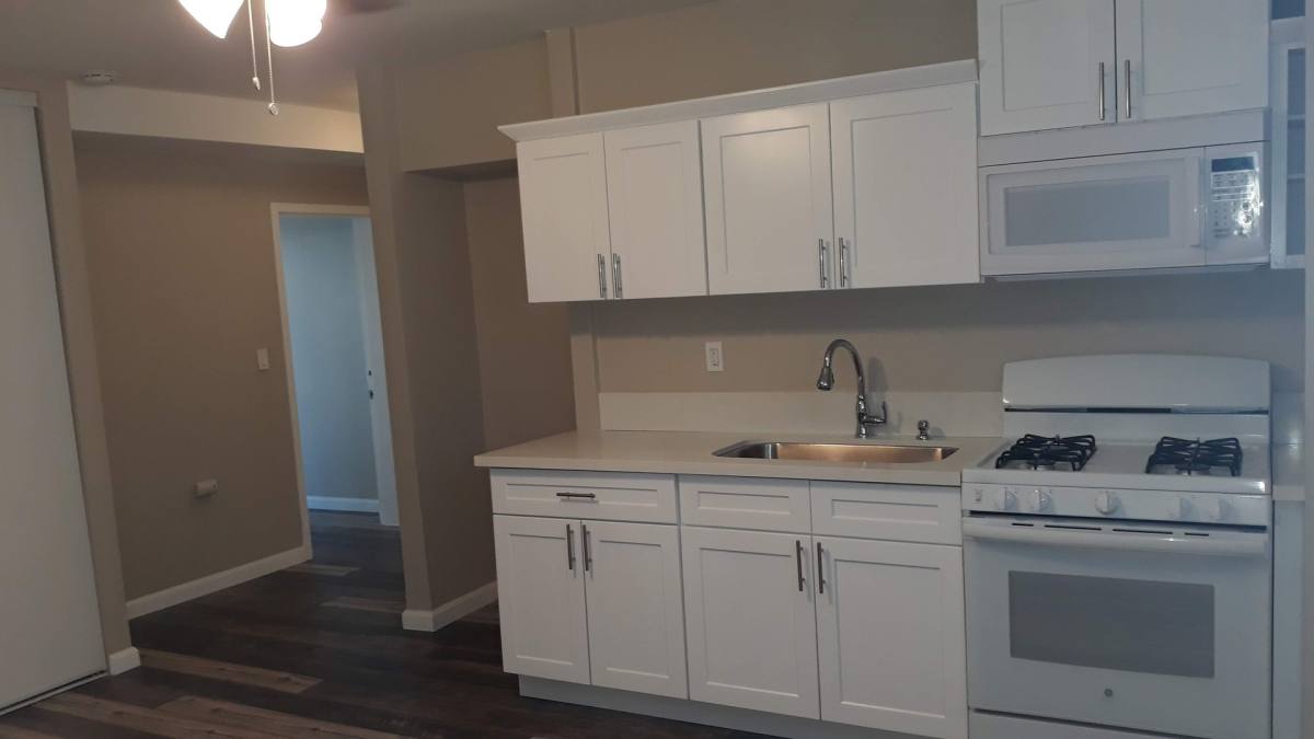 Apartment for rent at 322-330 9th St, San Pedro, CA 90731