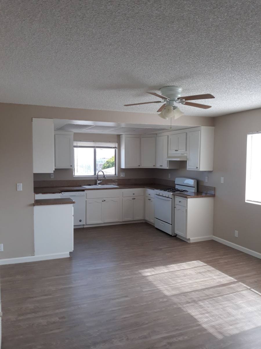 Apartment for rent at 322-330 9th St, San Pedro, CA 90731