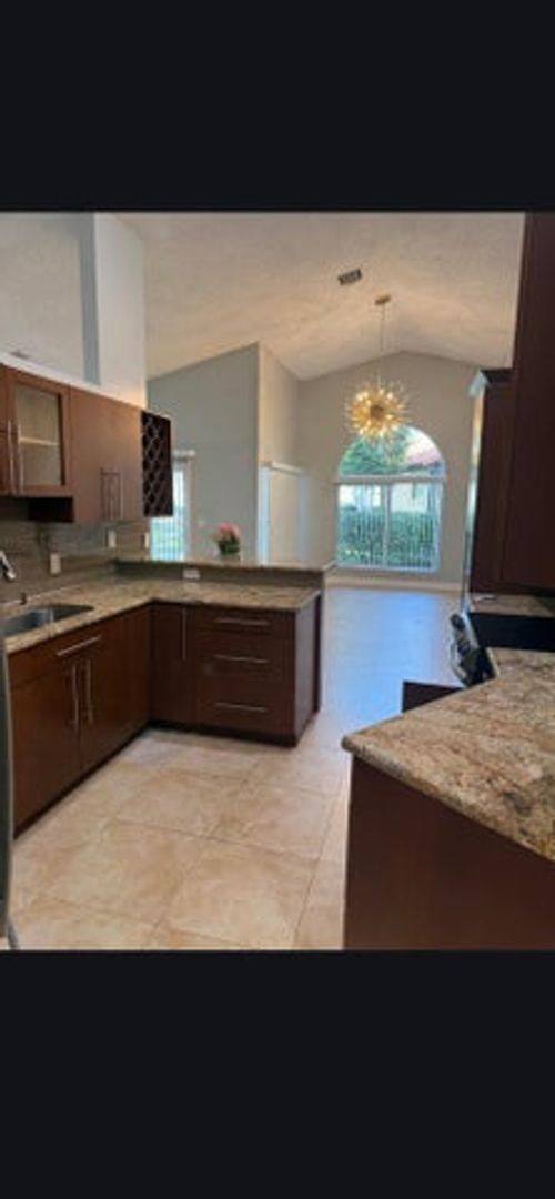 House for rent at 12390 Summer Springs Dr, Boynton Beach, FL 33437