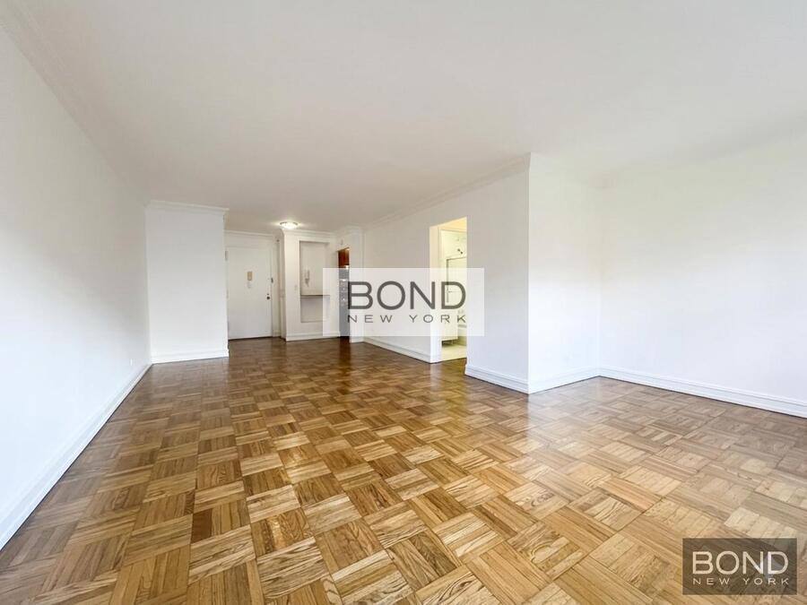 Apartment for rent at 888 Eighth Ave #L, New York, NY 10019