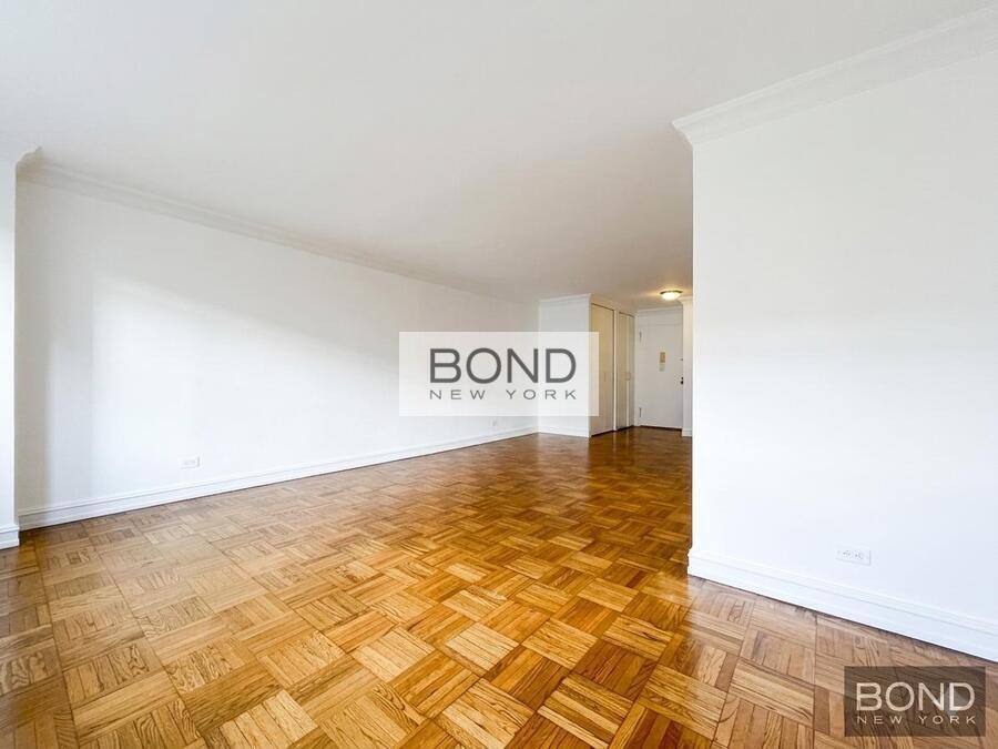 Apartment for rent at 888 Eighth Ave #L, New York, NY 10019