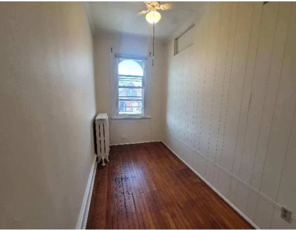 Apartment for rent at 2903 N Calvert St, Baltimore, MD 21218