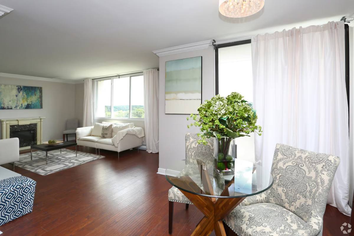 Apartment for rent at 1037 Howell Place #LAKEVIEW Residences, Aurora, IL 60505