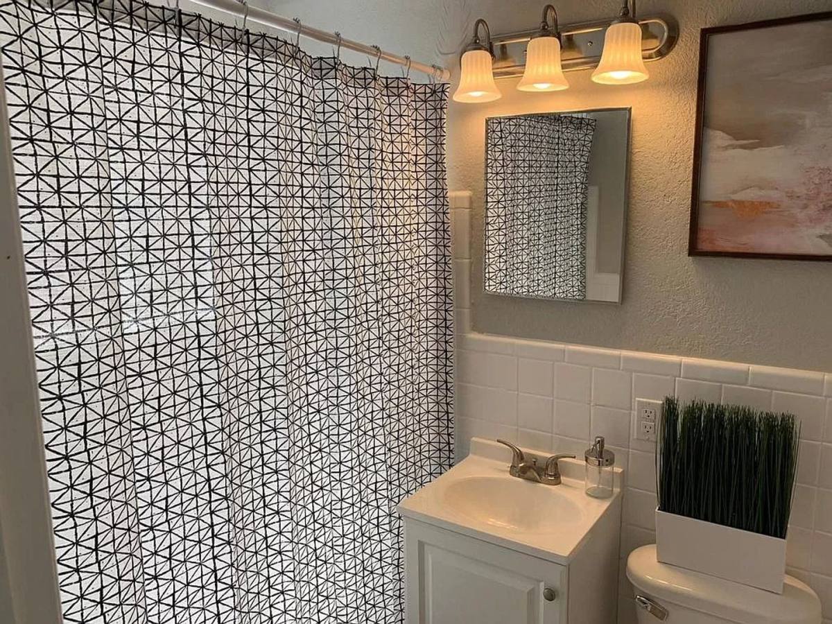 Apartment for rent at 1434 Macon St, Aurora, CO 80010