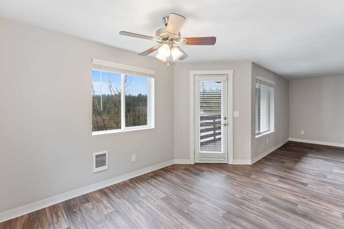 Apartment for rent at 14155 S Beavercreek Rd, Oregon City, OR 97045