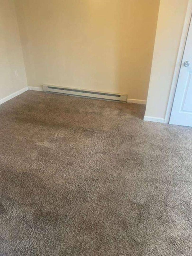 Apartment for rent at 32 N St, Warren, MA 01083