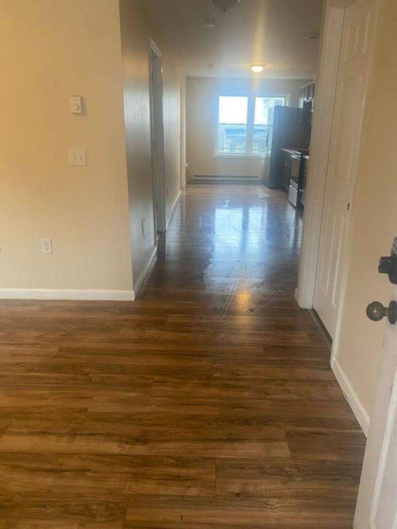 Apartment for rent at 32 N St, Warren, MA 01083