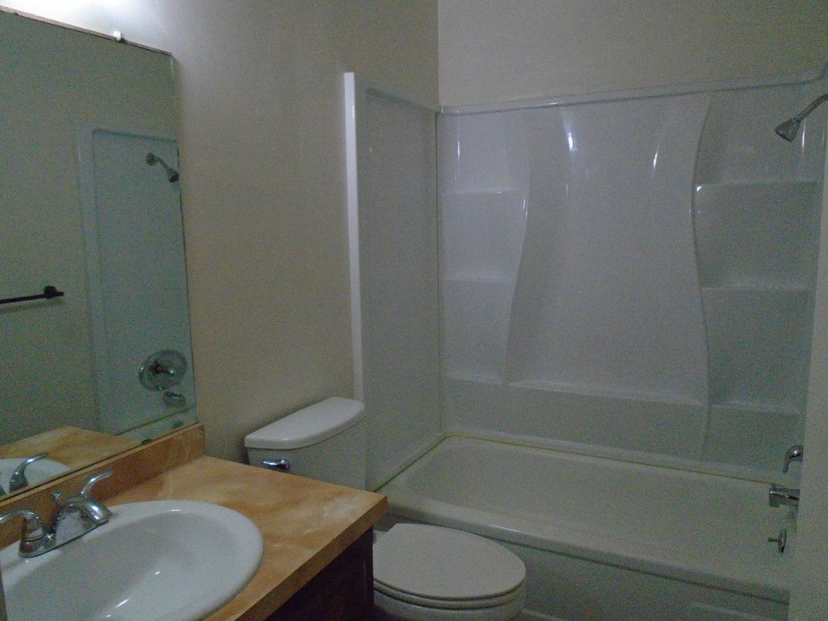 Apartment for rent at 4720 Buckley Way, 1-12, Bakersfield, CA 93309