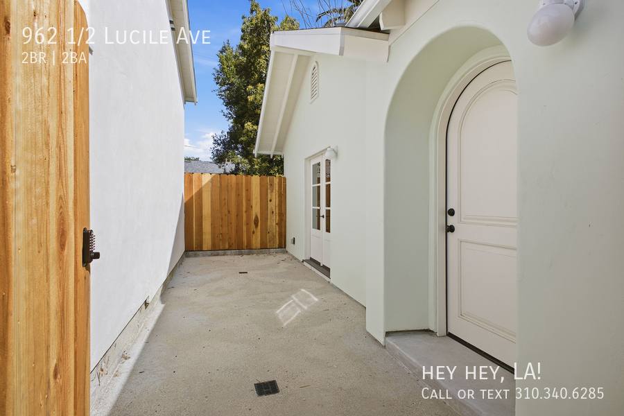 Apartment for rent at 962 1 2 Lucile Ave, Los Angeles, CA 90026
