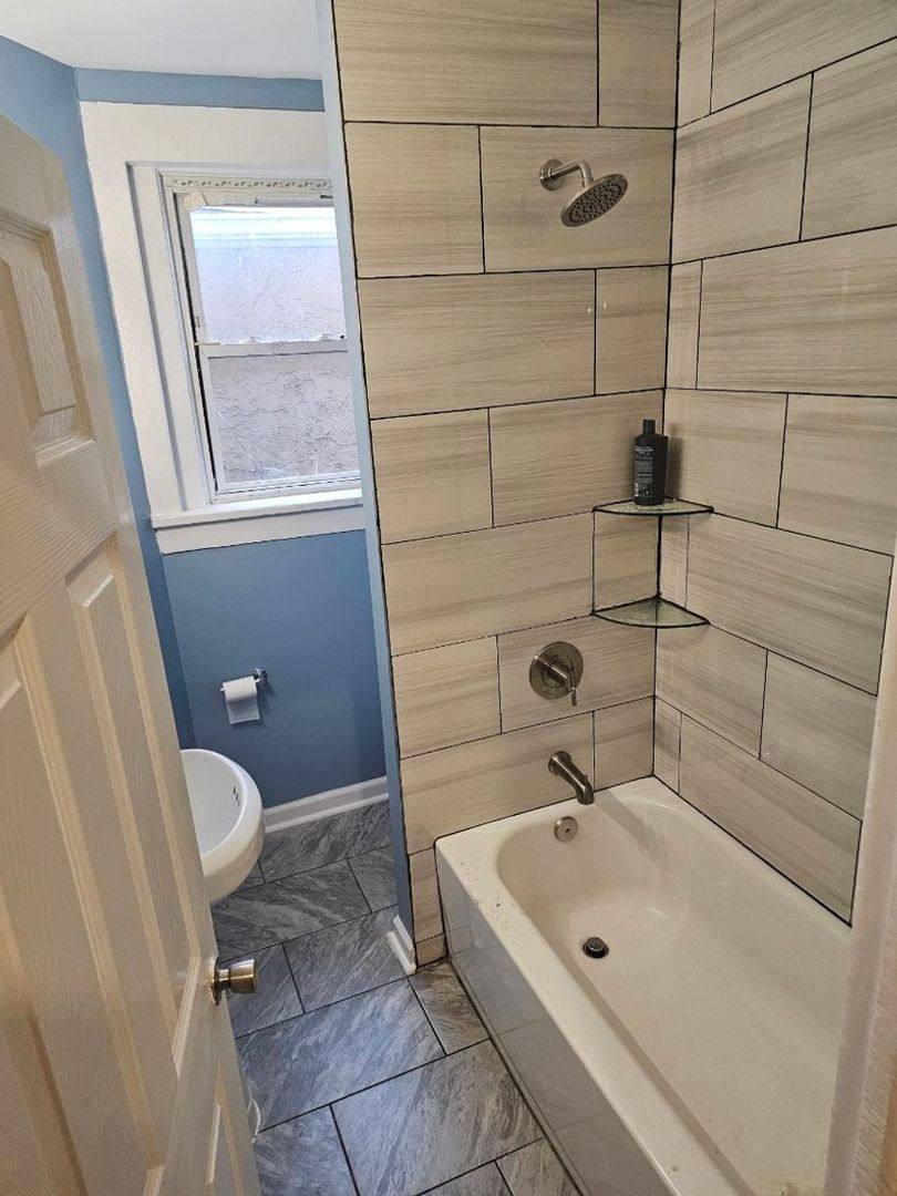 Townhouse for rent at 58 S Main St, Manville, NJ 08835