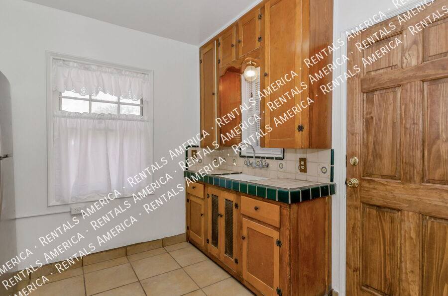 House for rent at 1119 E Silver St, Tucson, AZ 85719