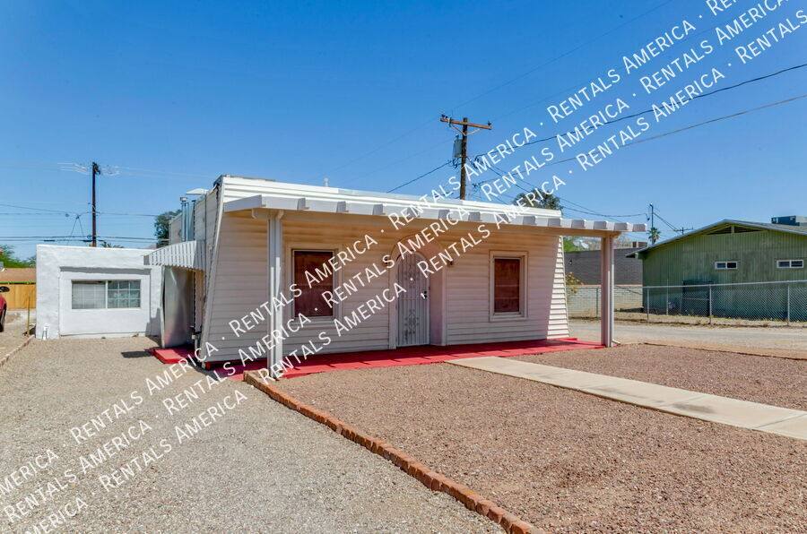 House for rent at 1119 E Silver St, Tucson, AZ 85719