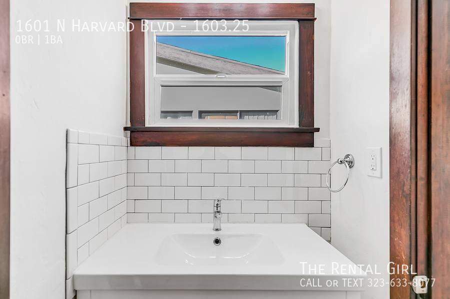 Apartment for rent at 1601 N Harvard Blvd #25, Los Angeles, CA 90027