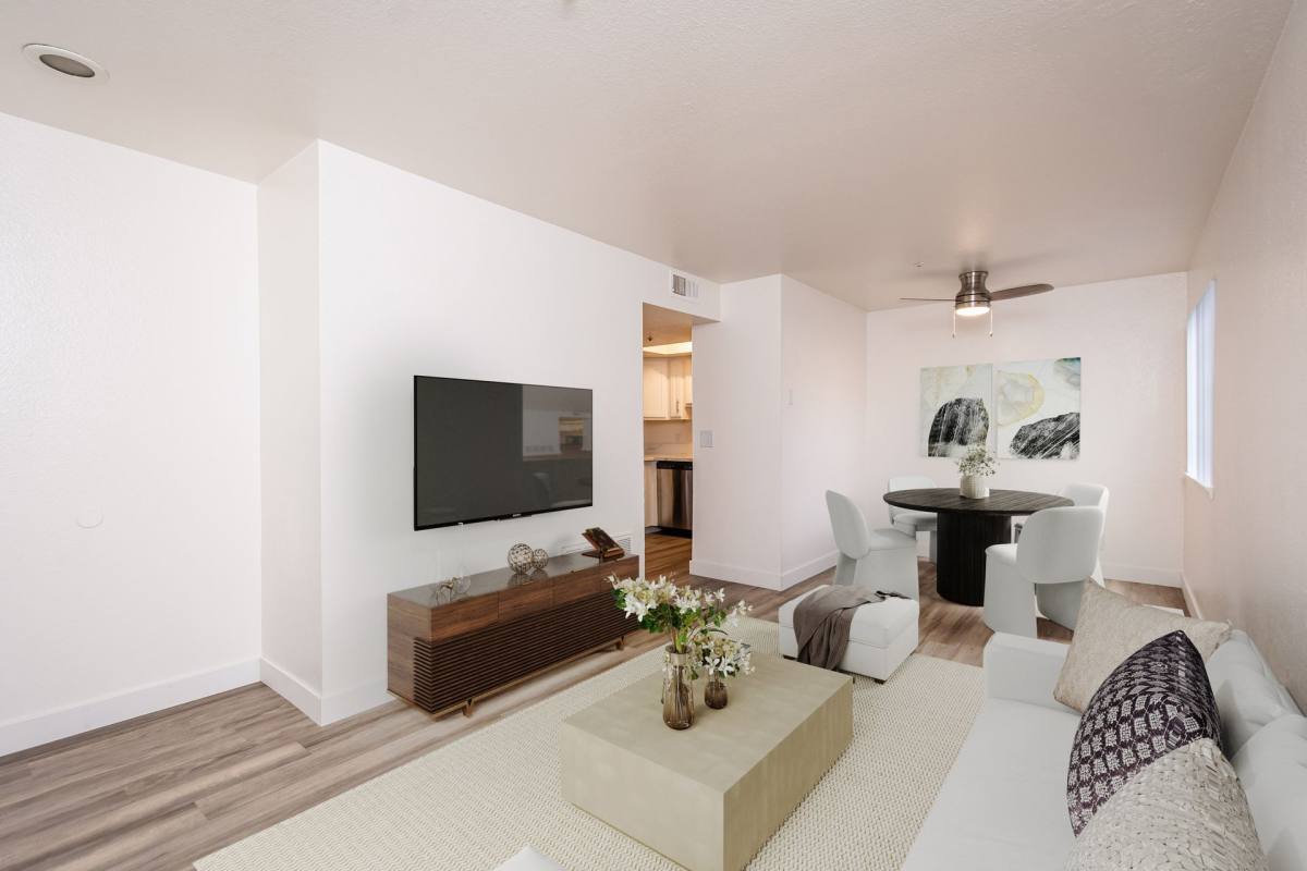 Apartment for rent at 1621 Hood Rd, Sacramento, CA 95825