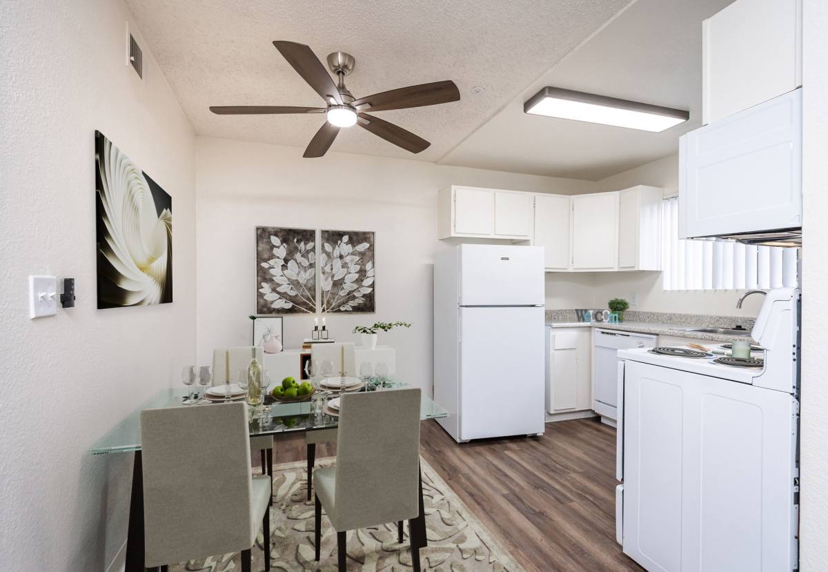 Apartment for rent at 1621 Hood Rd, Sacramento, CA 95825