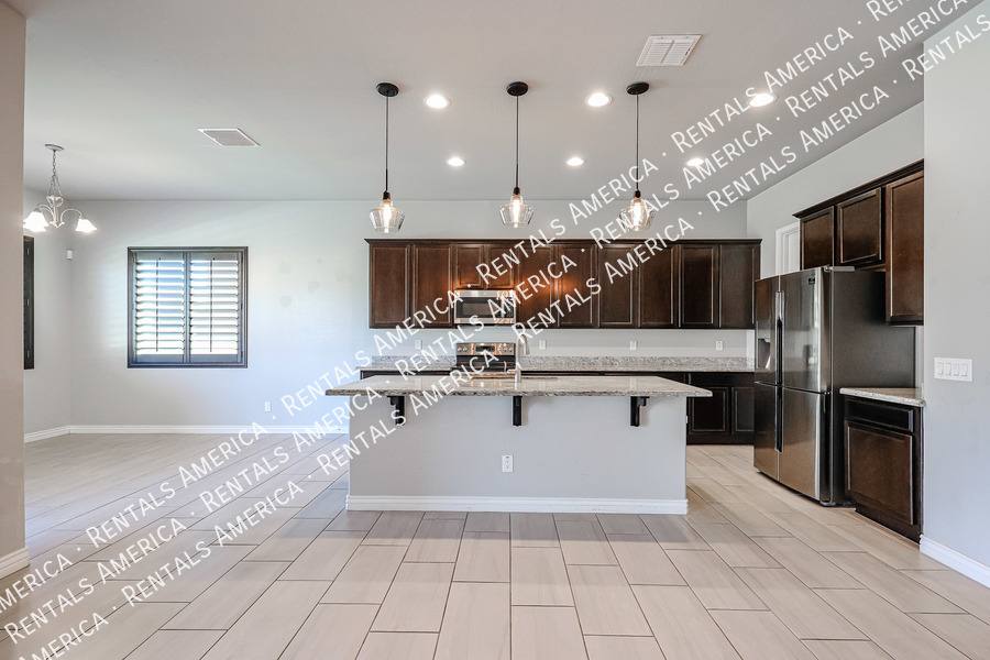 House for rent at 8544 W Midway Ave, Glendale, AZ 85305