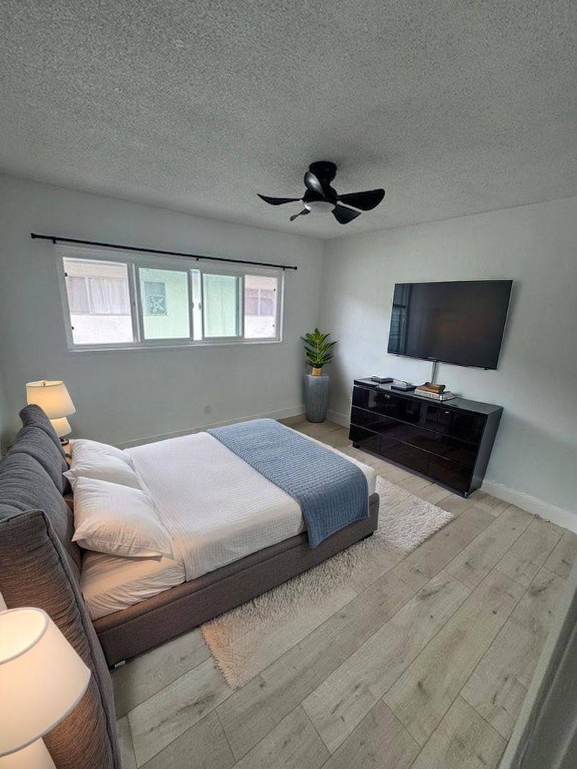 Apartment for rent at 1125-1131 Onondaga, Anaheim, CA 92801