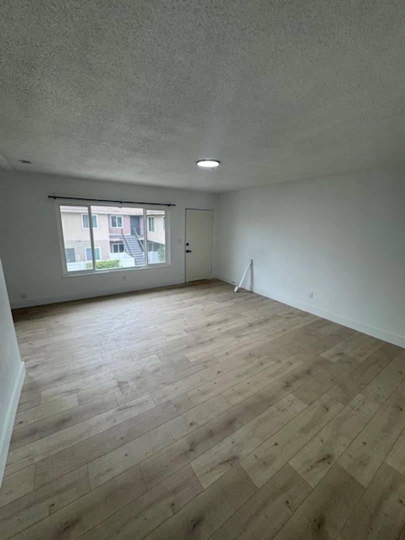 Apartment for rent at 1125-1131 Onondaga, Anaheim, CA 92801