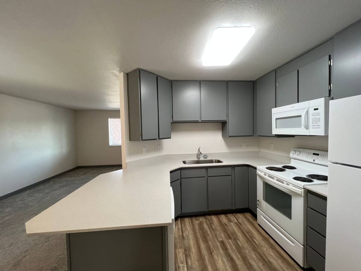 Apartment for rent at 806 E White Birch Ave, Ellensburg, WA 98926