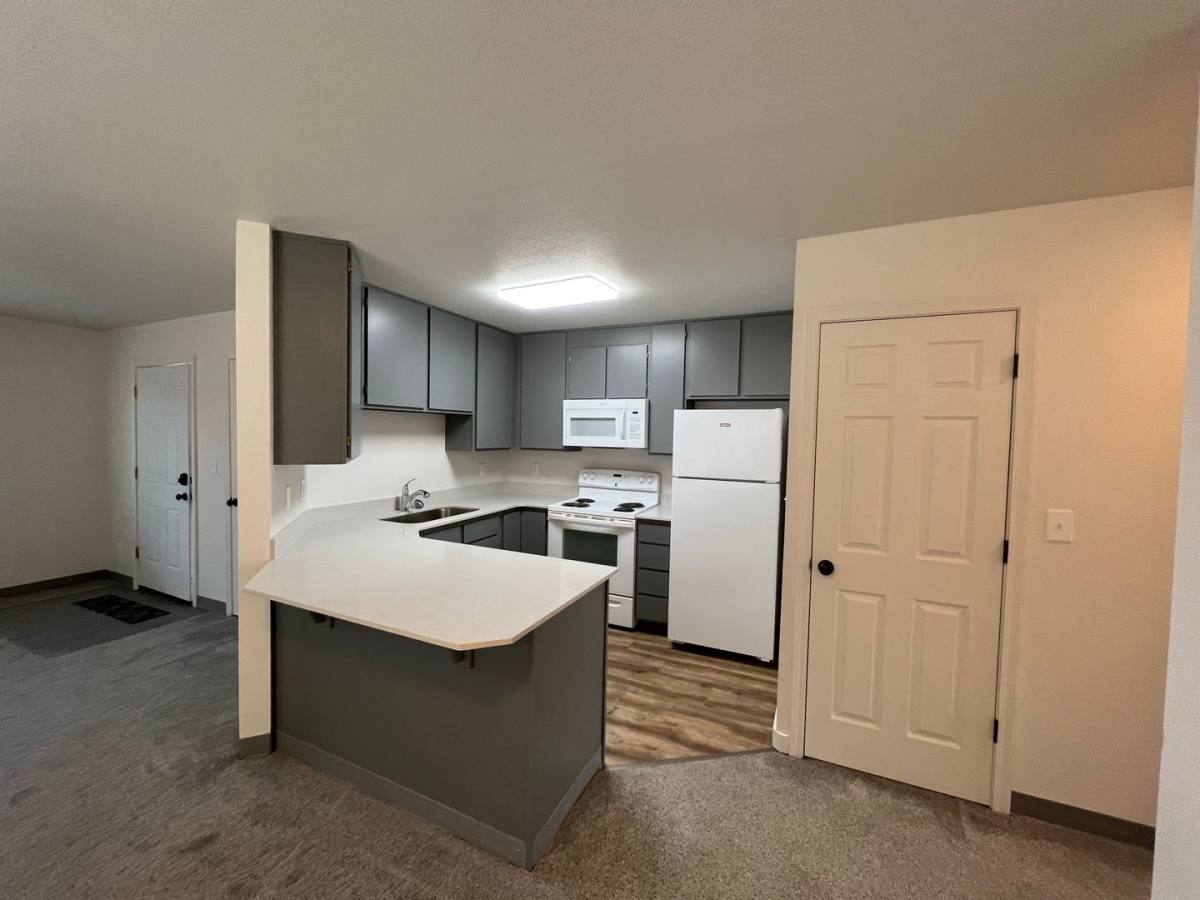 Apartment for rent at 806 E White Birch Ave, Ellensburg, WA 98926