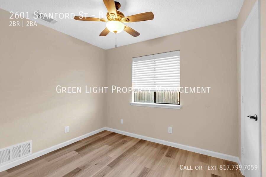 Apartment for rent at 2601 Stanford St #B, Rowlett, TX 75088