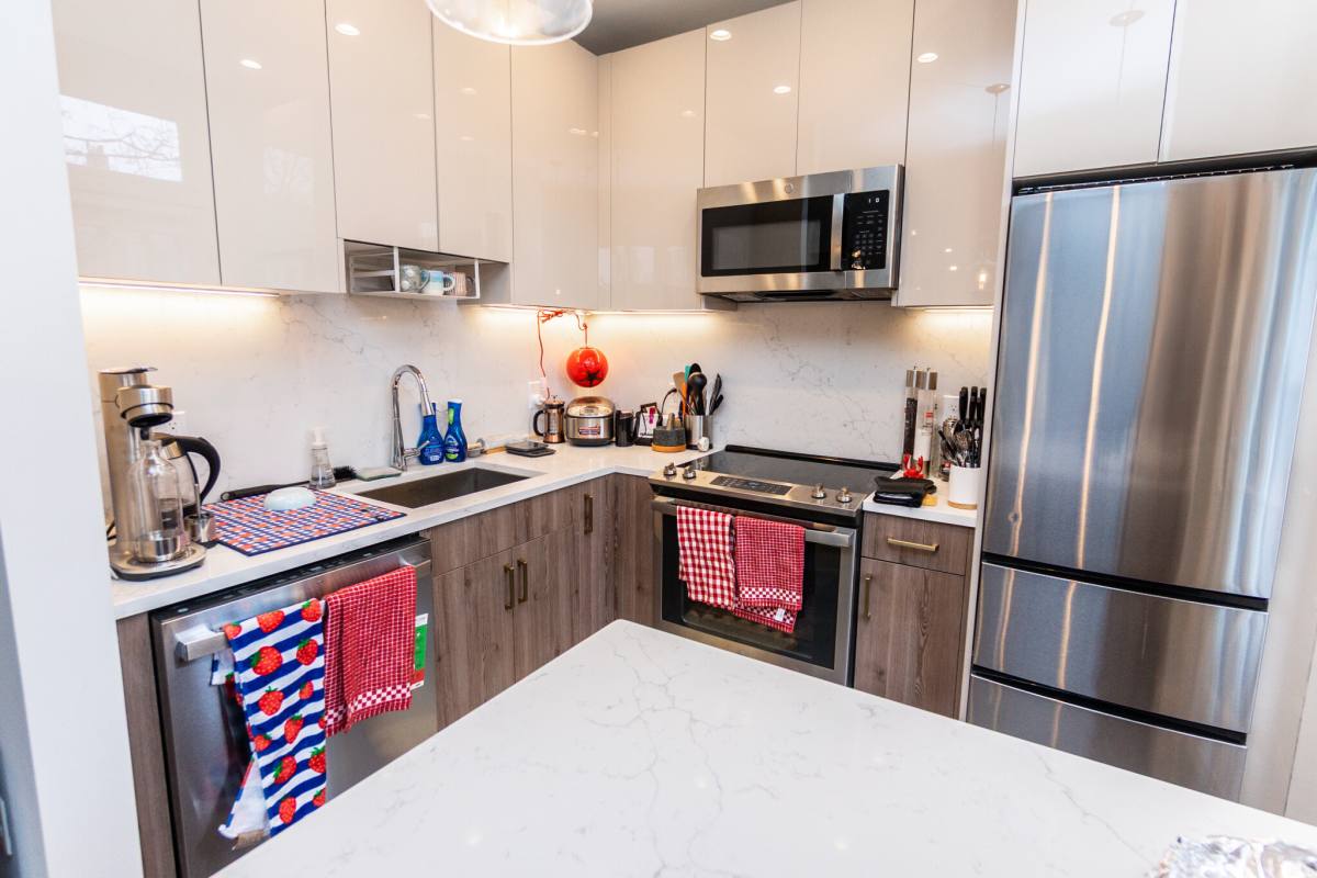 Apartment for rent at 209 W Newton St, Boston, MA 02116