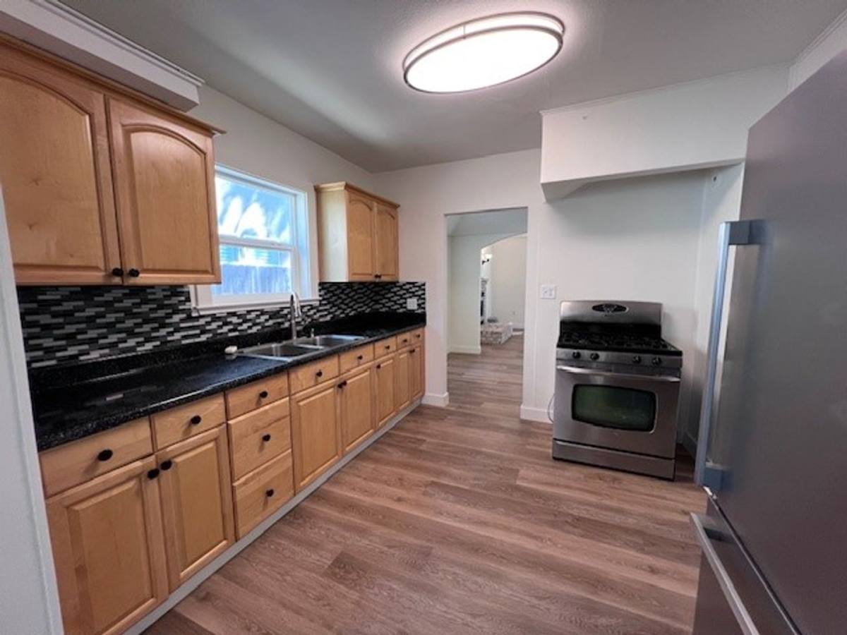 House for rent at 1829 Burnett Way, Sacramento, CA 95818