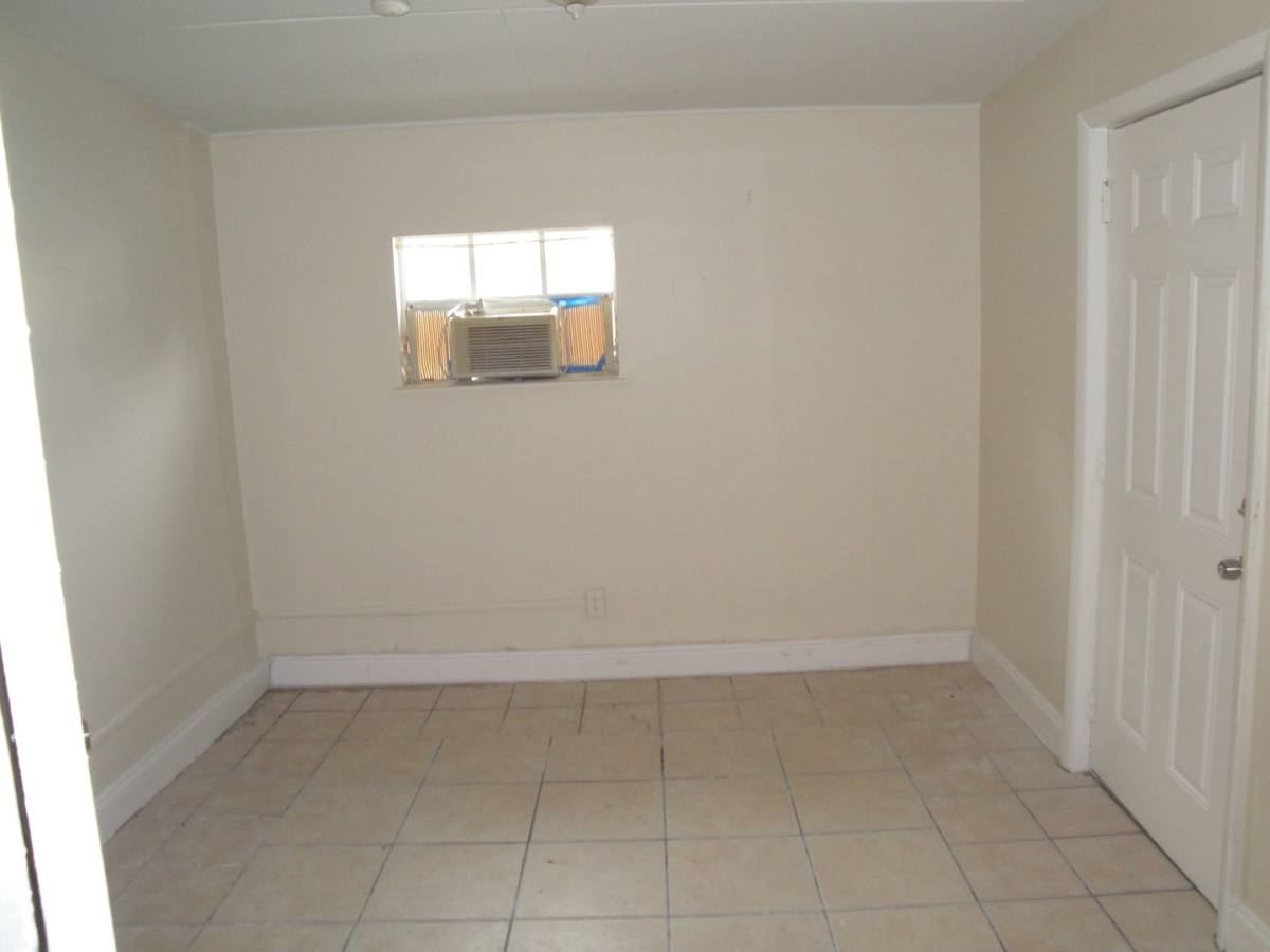 Apartment for rent at 1101 Summer St #A, Lake Worth, FL 33461