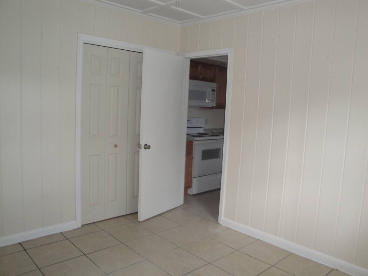 Apartment for rent at 1101 Summer St #A, Lake Worth, FL 33461