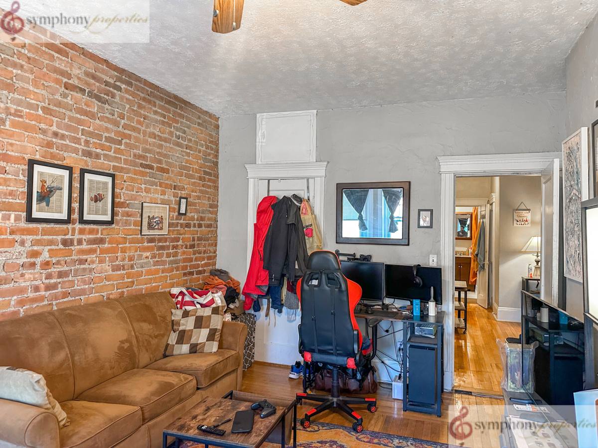 Apartment for rent at 1870 Commonwealth Ave #5, Brighton, MA 02135