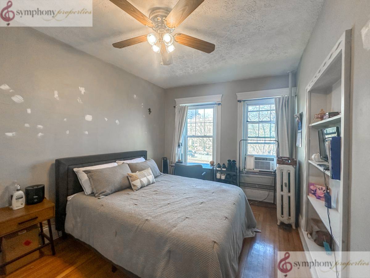 Apartment for rent at 1870 Commonwealth Ave #5, Brighton, MA 02135