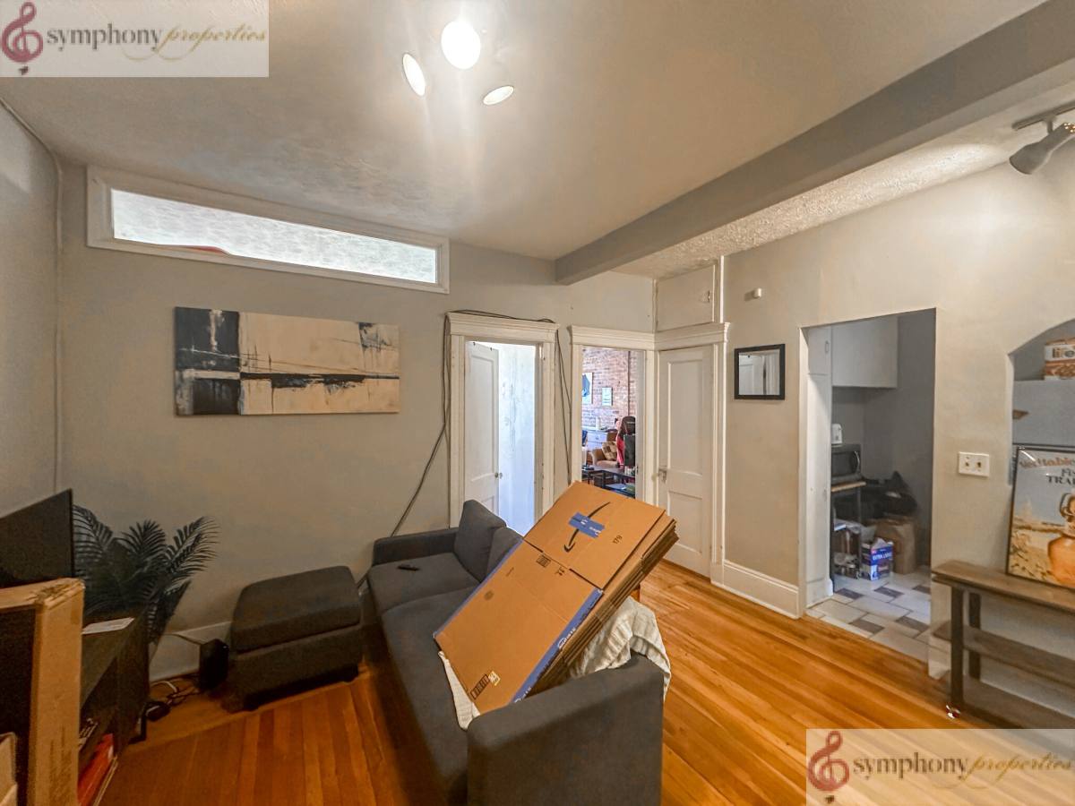 Apartment for rent at 1870 Commonwealth Ave #5, Brighton, MA 02135