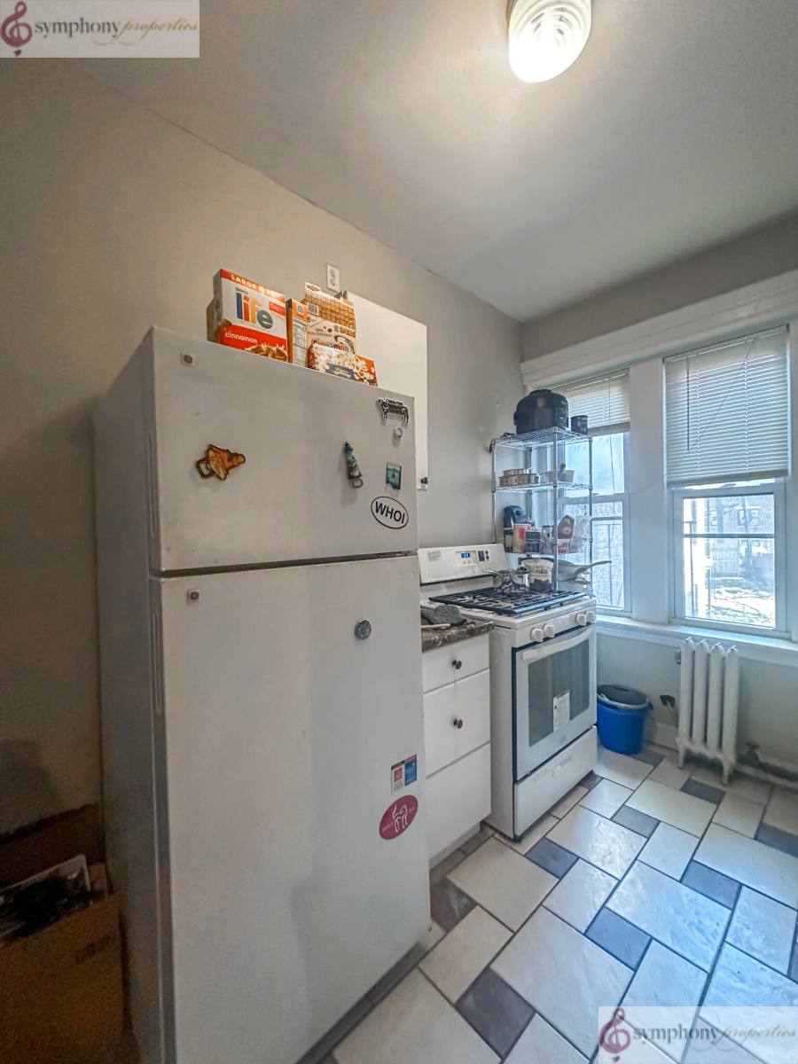Apartment for rent at 1870 Commonwealth Ave #5, Brighton, MA 02135