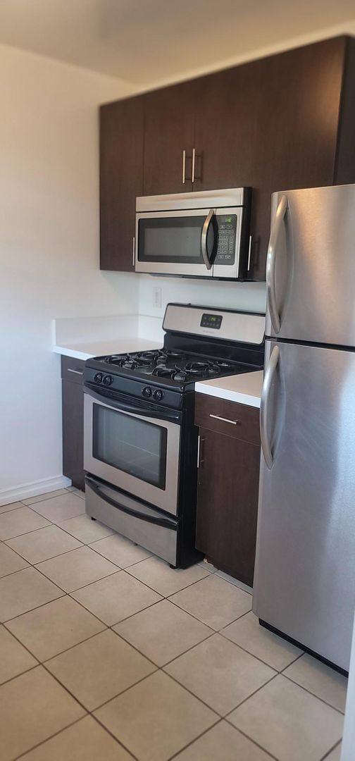 Apartment for rent at 1645 N Vista St, Los Angeles, CA 90046